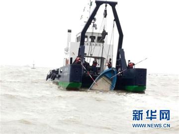 红海海域游船沉没事故17人下落不明,红海沉船事件中17人失踪海域搜救未果