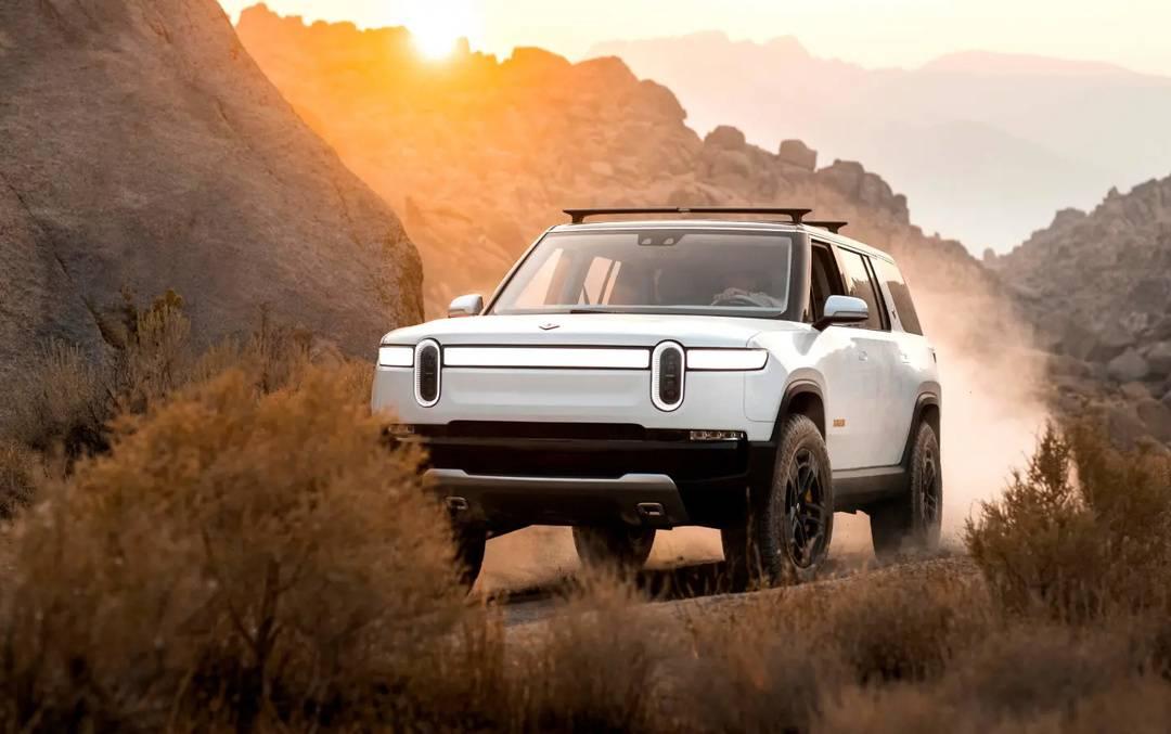 Rivian Automotive盘中异动 股价大跌5.03%